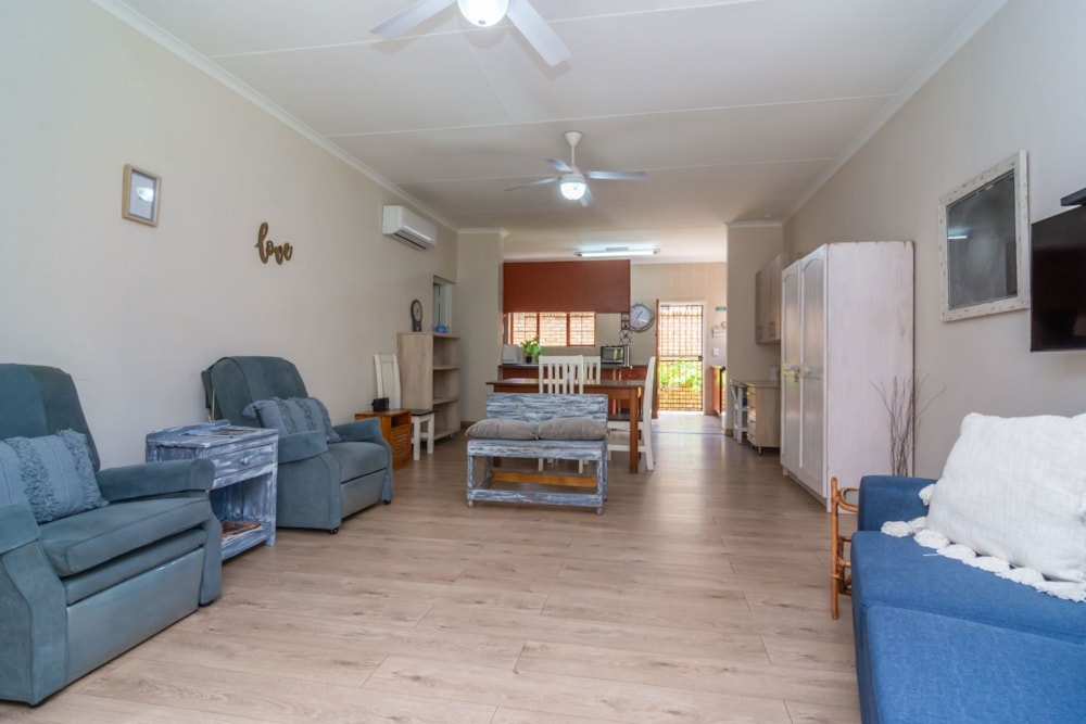 Townhouse to rent in Pinehaven - 1KR1724954