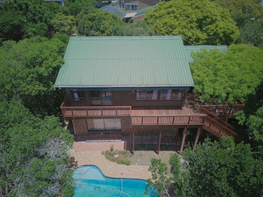 House let in The Island - 1SH1725161 House let in The Island - 1SH1725161