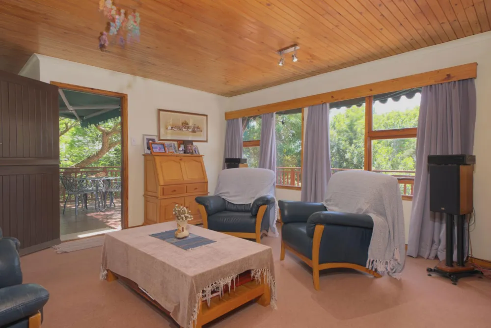 House let in The Island - 1SH1725161 House let in The Island - 1SH1725161