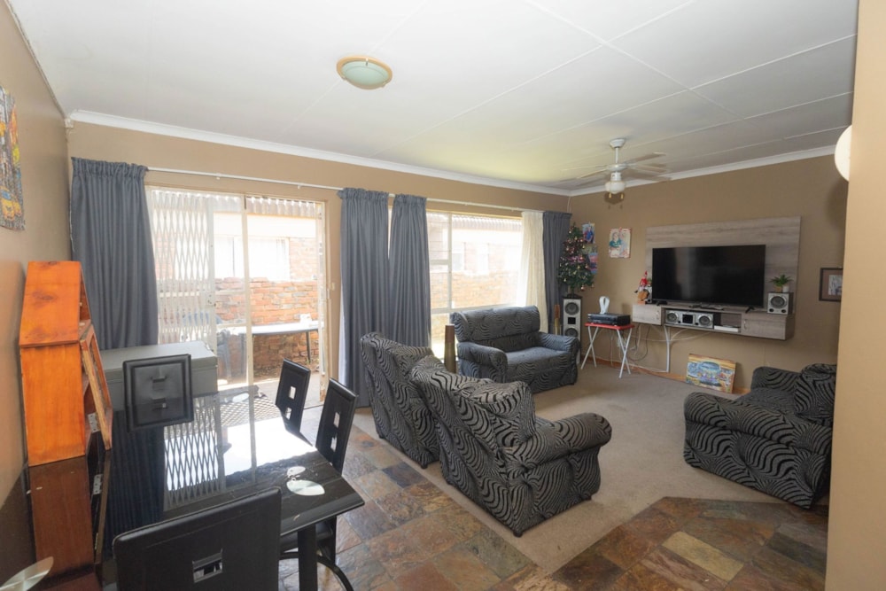 Townhouse for sale in Pellissier - 1BX1721647 Townhouse for sale in Pellissier - 1BX1721647