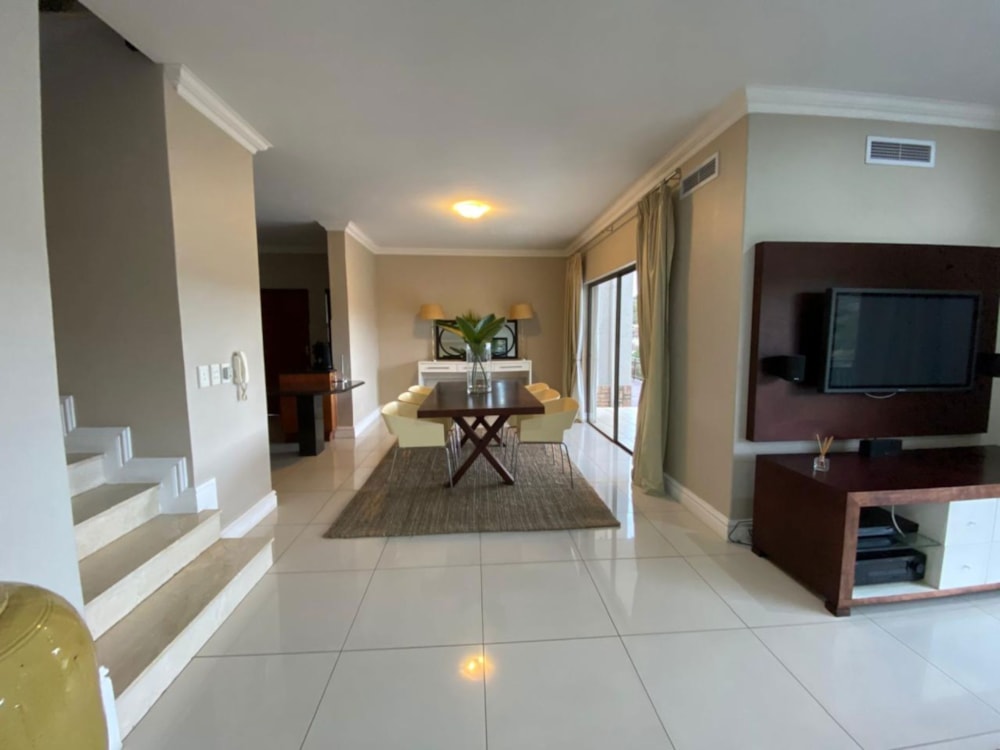 Townhouse to rent in La Lucia - 1ND1725492