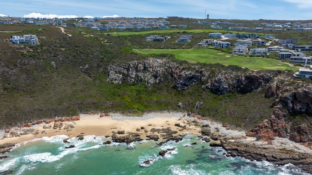 Residential vacant land for sale in Pinnacle Point Golf Estate - 1MB1724970