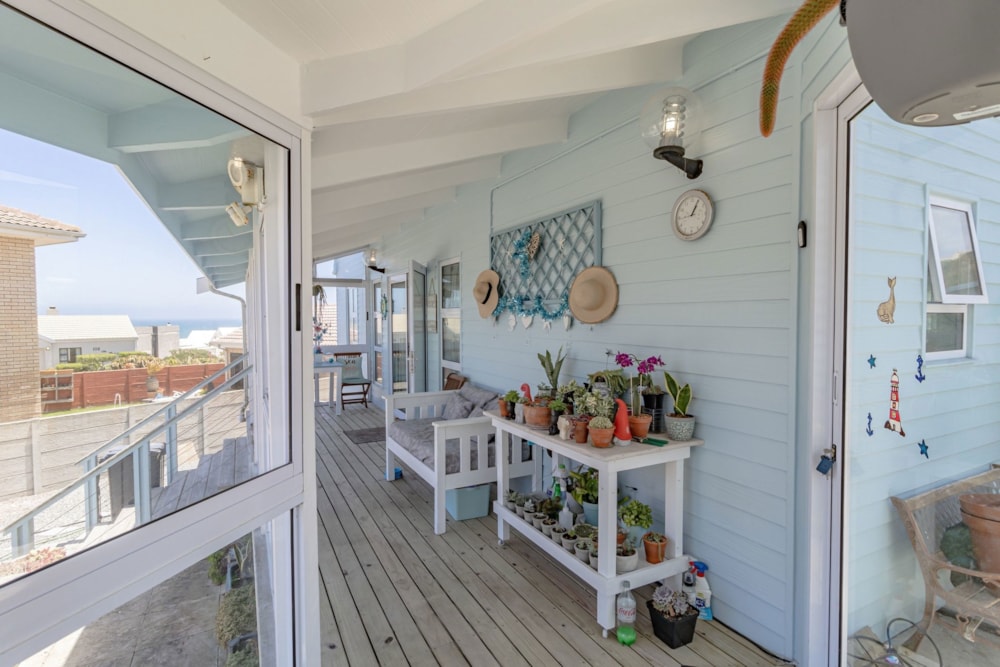 House for sale in Yzerfontein - LA1723549 House for sale in Yzerfontein - LA1723549