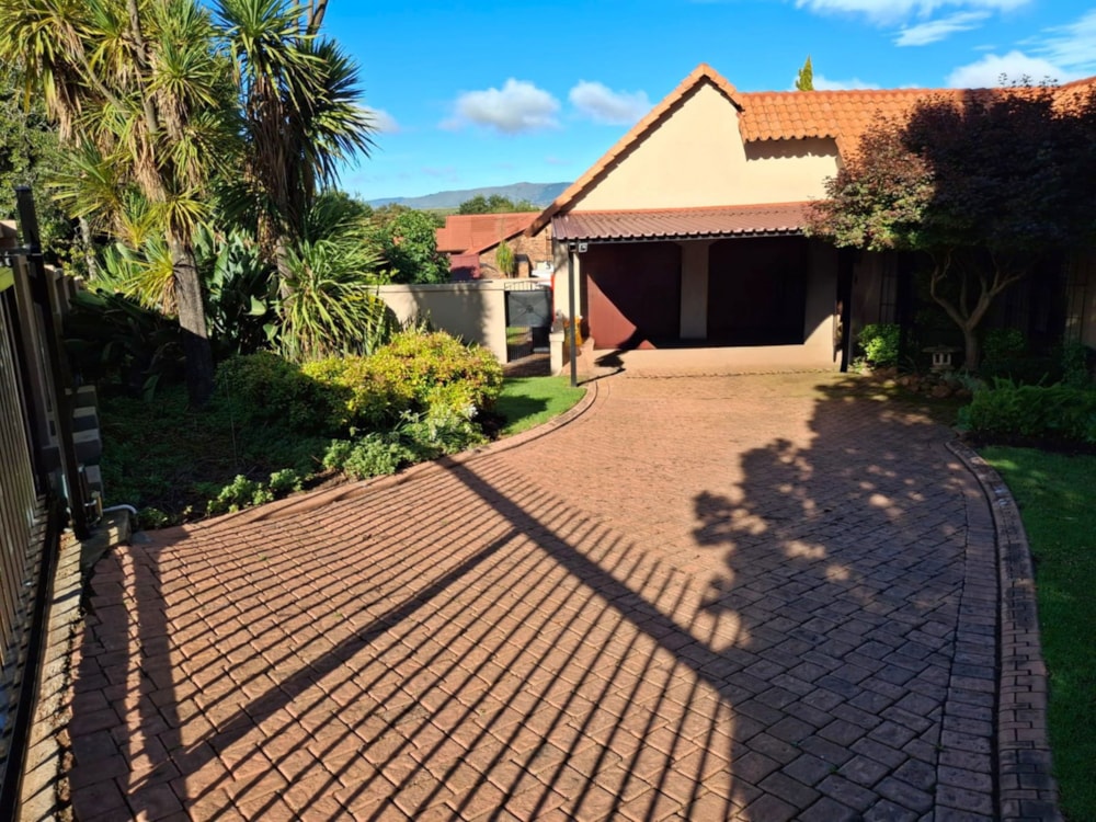House for sale in Lydenburg (Mashishing) - 1LY1725647