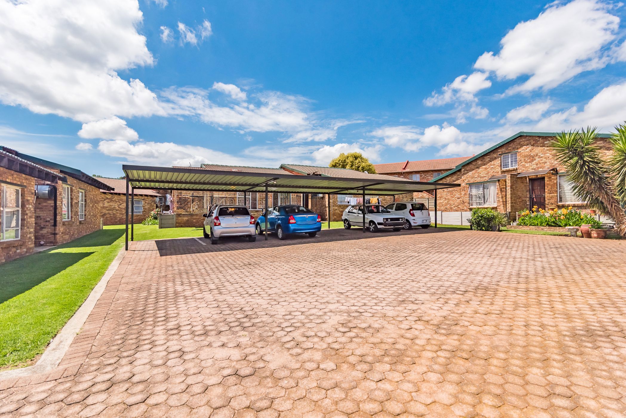 Townhouse for sale in Mindalore - 1KR1725116