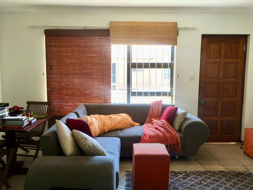 Townhouse for sale in Spitskop - 1BX1723805 Townhouse for sale in Spitskop - 1BX1723805