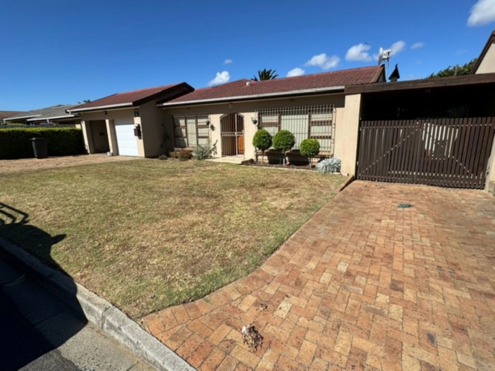 House for sale in Morgenster Heights - 1BC1723756 House for sale in Morgenster Heights - 1BC1723756