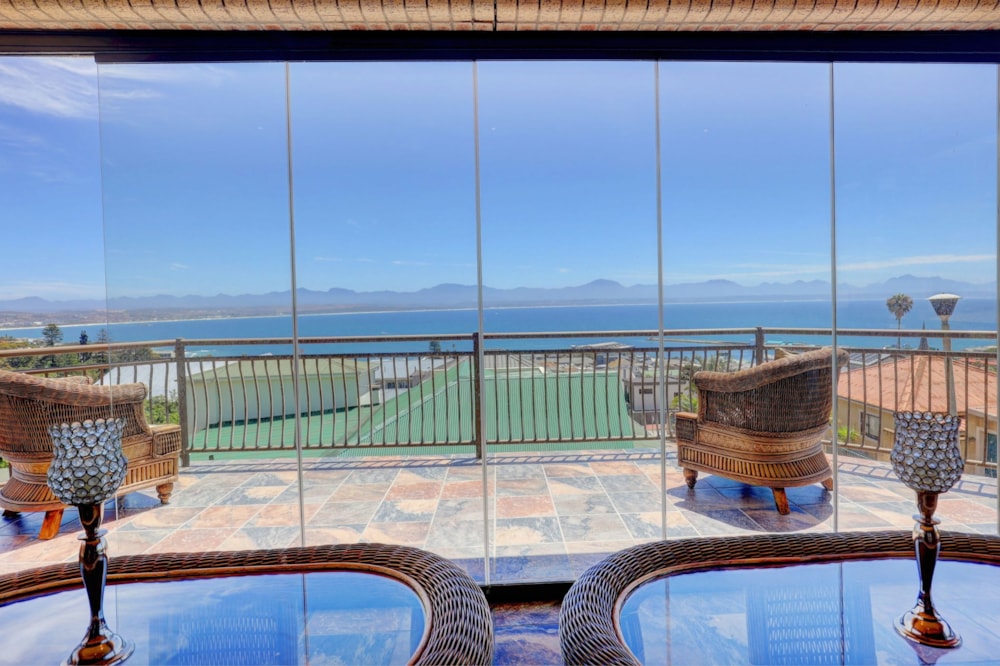 House for sale in Mossel Bay Central - 1MB1725583