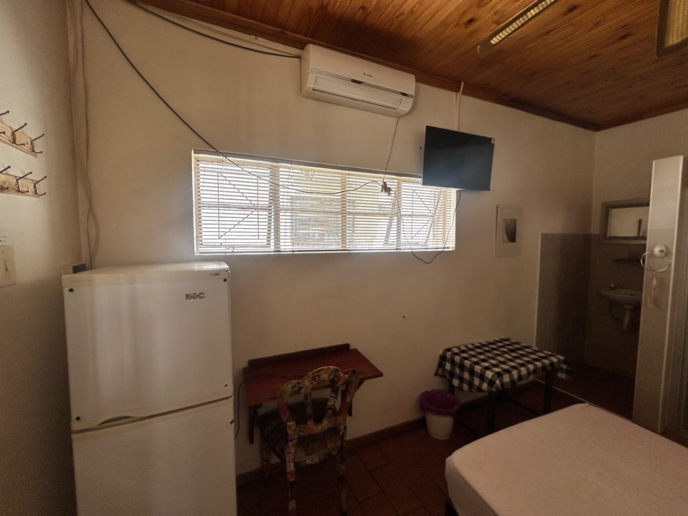 Bachelor apartment to rent in Memorial Road Area - 1KJ1720310 Bachelor apartment to rent in Memorial Road Area - 1KJ1720310