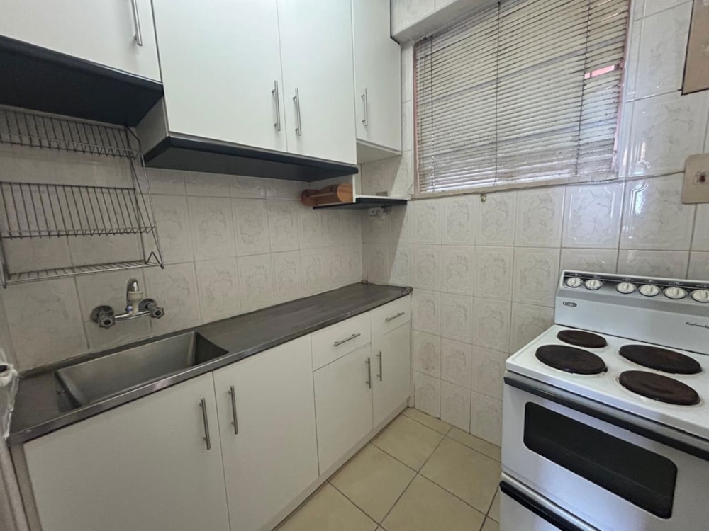 Studio apartment sold in North Beach Durban - 1DA1724073