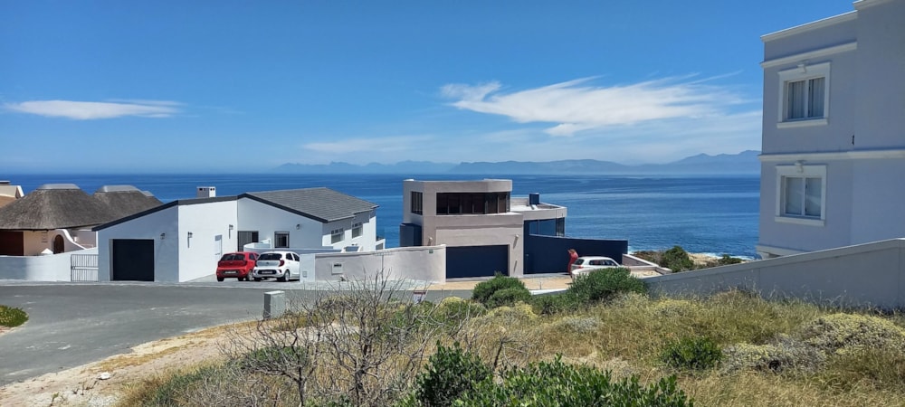 Residential vacant land for sale in Perlemoenbaai - 1SW1724450