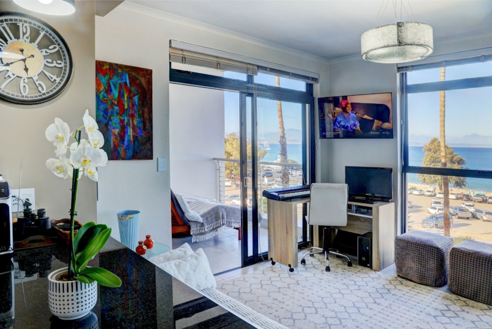 Apartment for sale in Mossel Bay - 1MB1725264