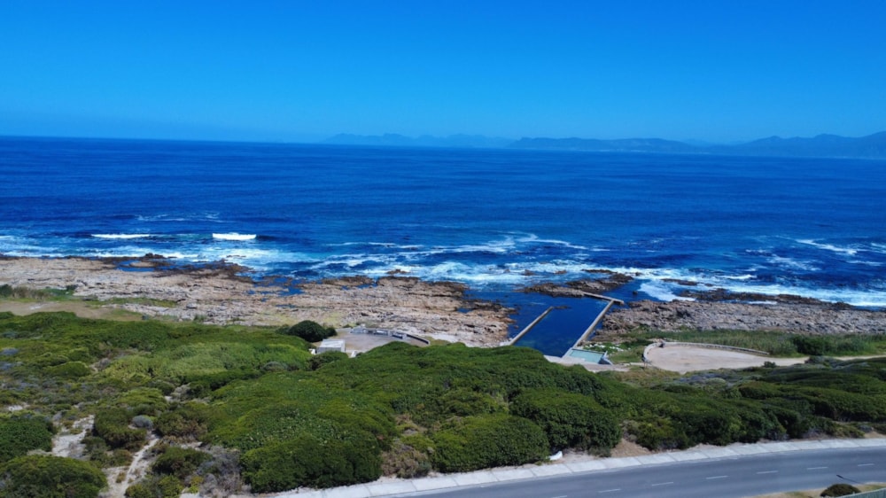 Vacant land for sale in Perlemoenbaai - 1SW1720528