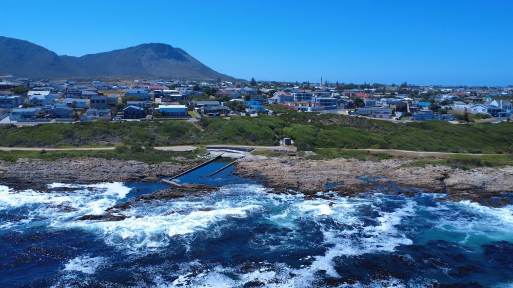 Vacant land for sale in Perlemoenbaai - 1SW1720528