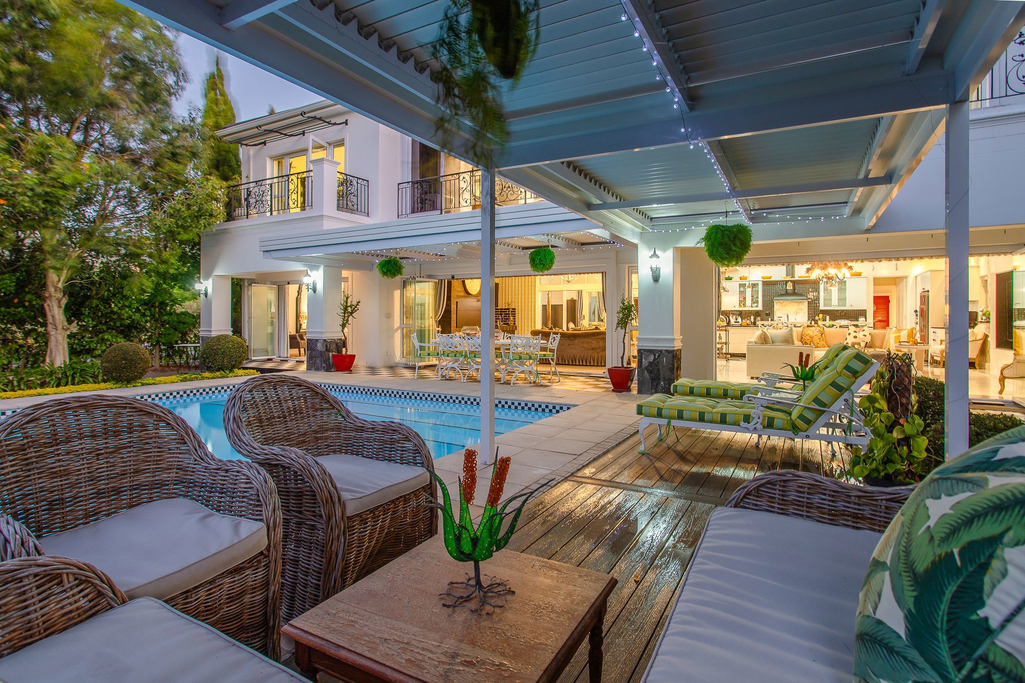 Security estate home for sale in Val de Vie Estate - VLV1709092