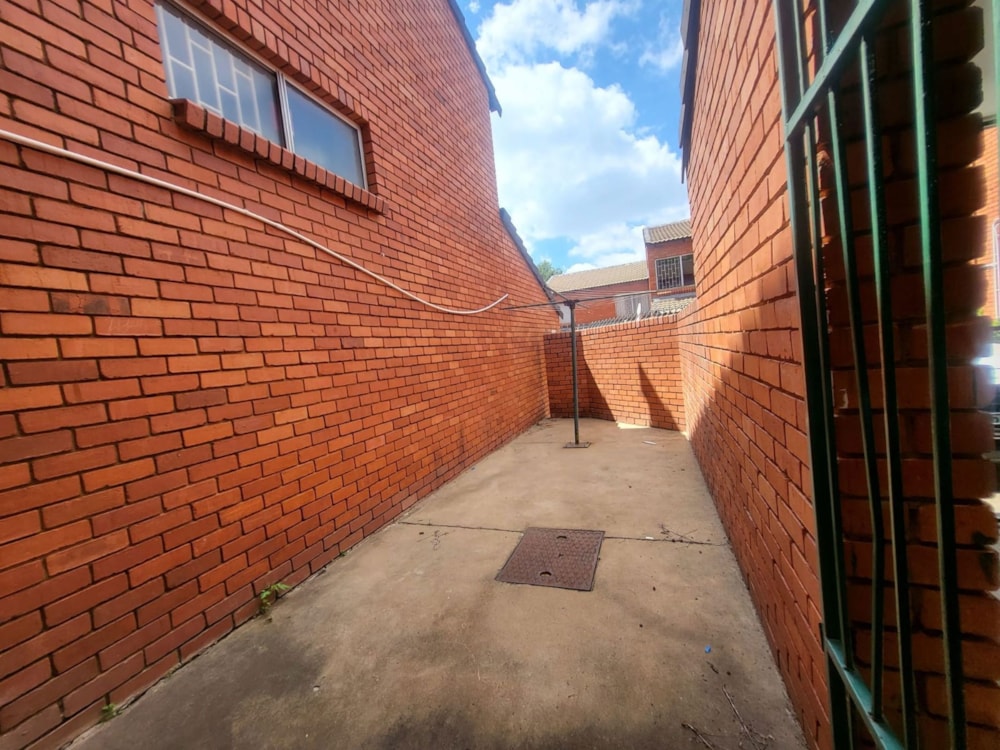 Townhouse for sale in Waverley, Bloemfontein - 1BX1724076 Townhouse for sale in Waverley, Bloemfontein - 1BX1724076