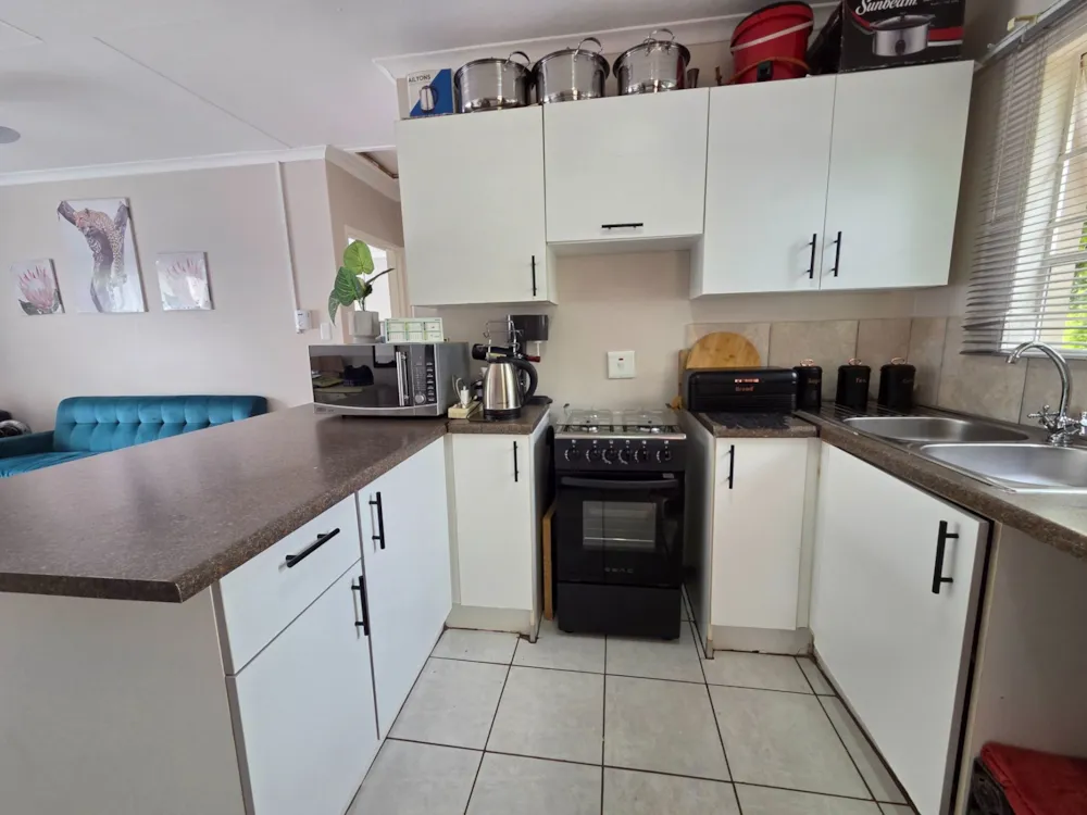Apartment for sale in Sunnyridge, Newcastle - 1NW1723613 Apartment for sale in Sunnyridge, Newcastle - 1NW1723613