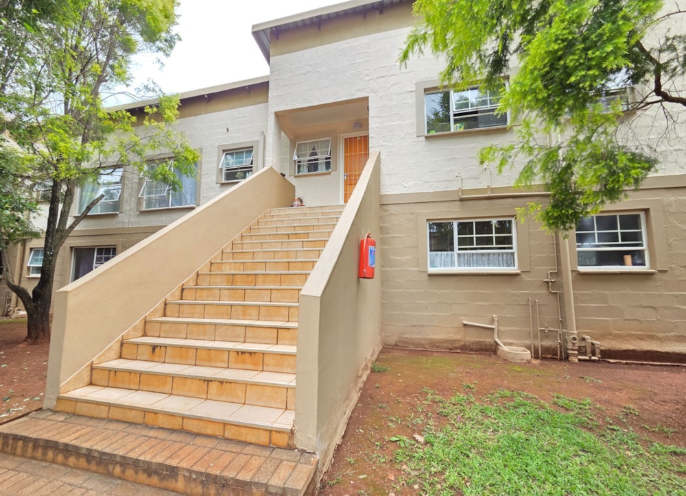 Apartment for sale in Sunnyridge, Newcastle - 1NW1723613 Apartment for sale in Sunnyridge, Newcastle - 1NW1723613