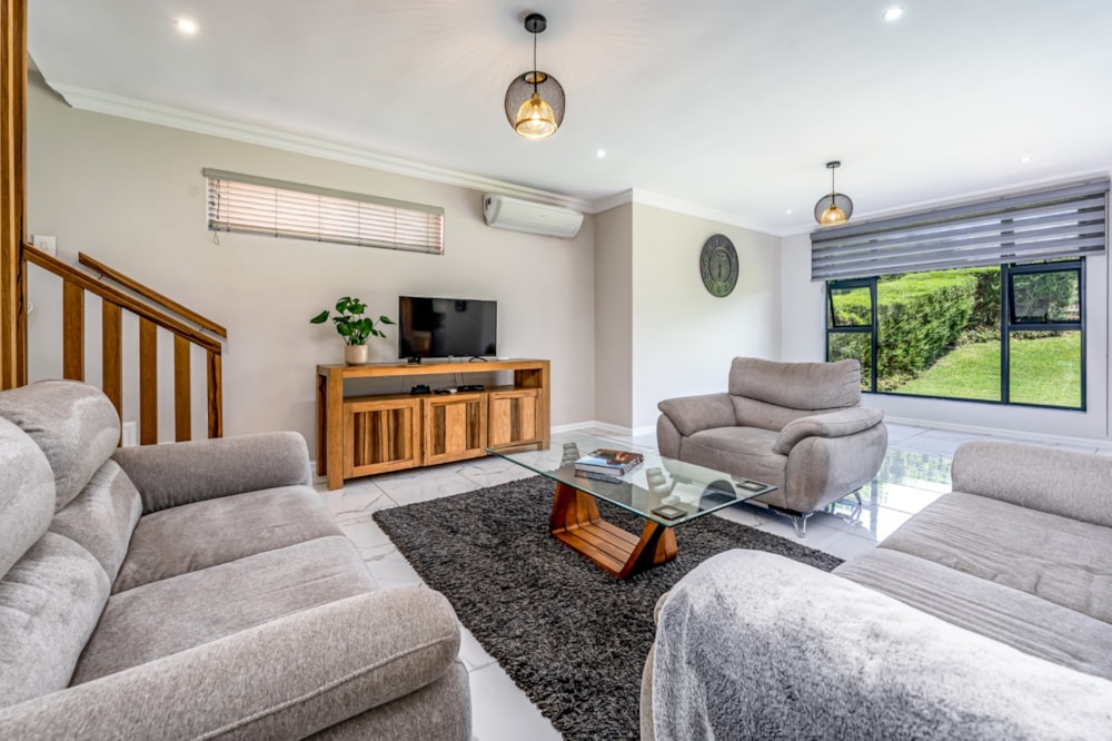 House for sale in Cotswold Downs Estate - 1KF1723605