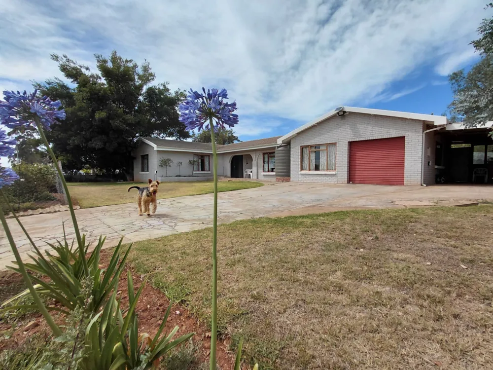 House for sale in Heidelberg, Garden Route - 1SR1724873 House for sale in Heidelberg, Garden Route - 1SR1724873