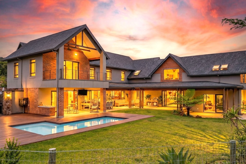 Double-storey house for sale in Cotswold Downs Estate - 1KF1647151 Double-storey house for sale in Cotswold Downs Estate - 1KF1647151