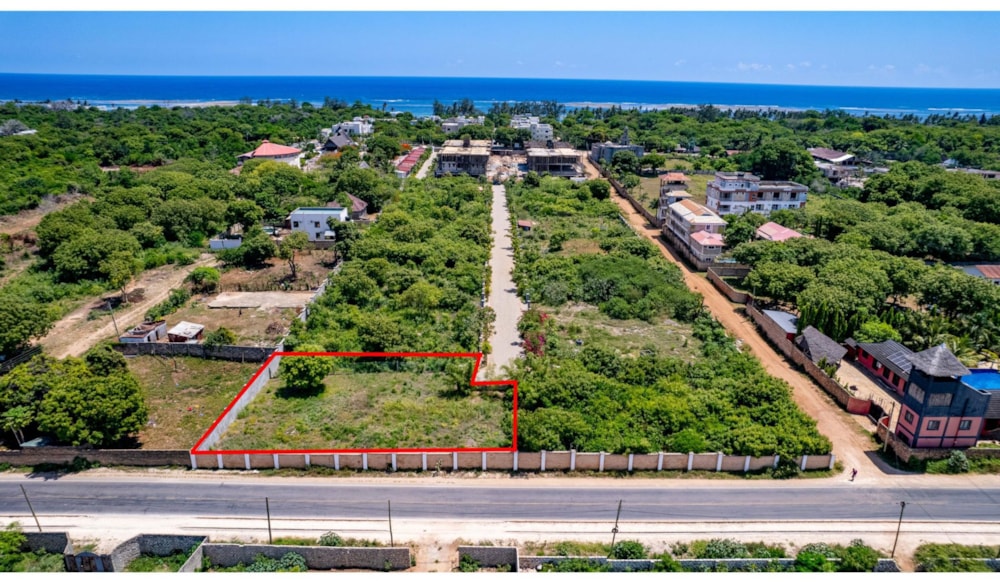 Residential vacant land for sale in Diani, Kenya - 3KE1722238