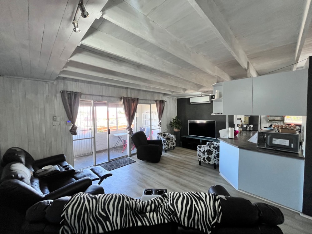 House for sale in Aston Bay - 1JF1724335