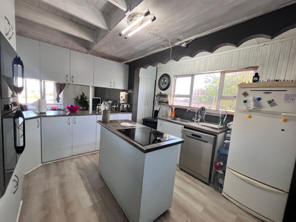 House for sale in Aston Bay - 1JF1724335