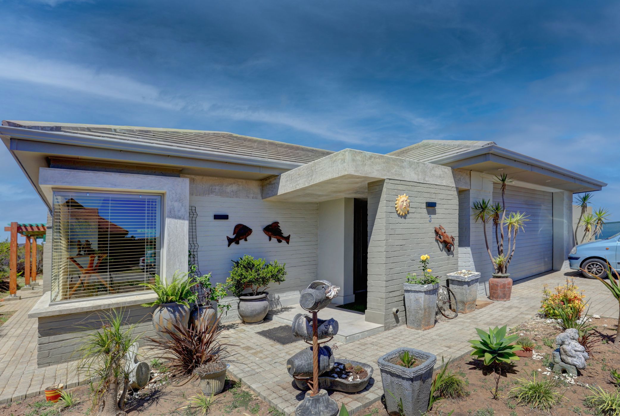 House for sale in Paradise Coast - 1MB1725266