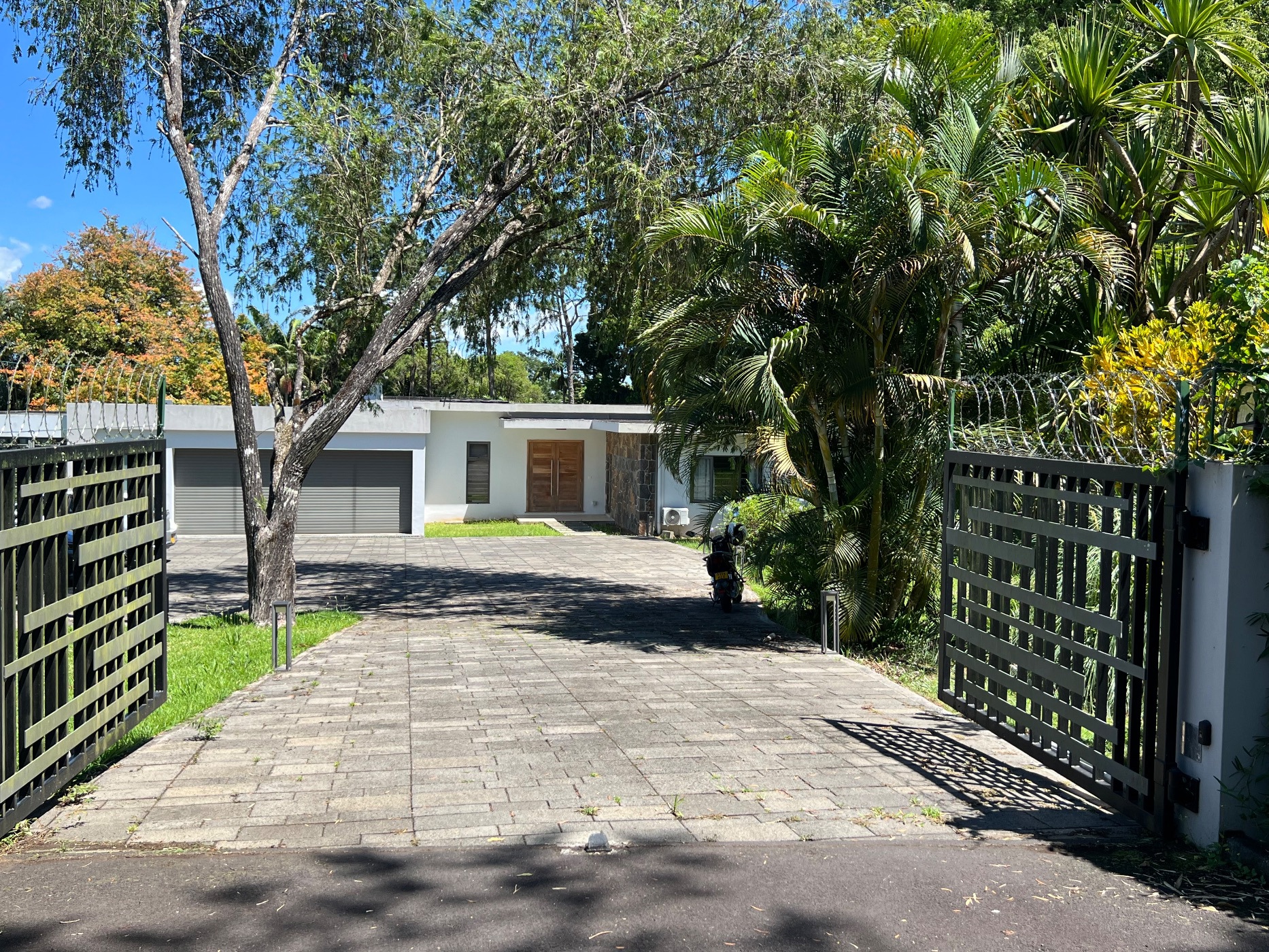 House to rent in Floreal, Mauritius - MUR1694273