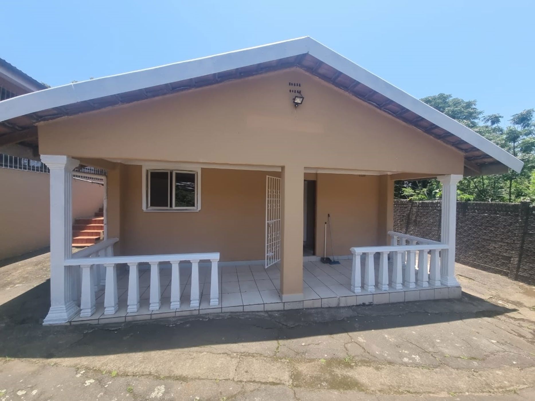 Garden cottage to rent in Kenville - 1ND1725014