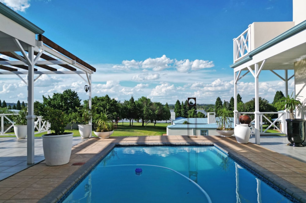 Security estate home for sale in Vaal River, Free State - 1VT1725334