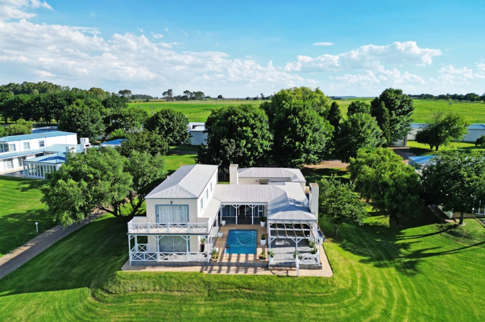 Security estate home for sale in Vaal River, Free State - 1VT1725334