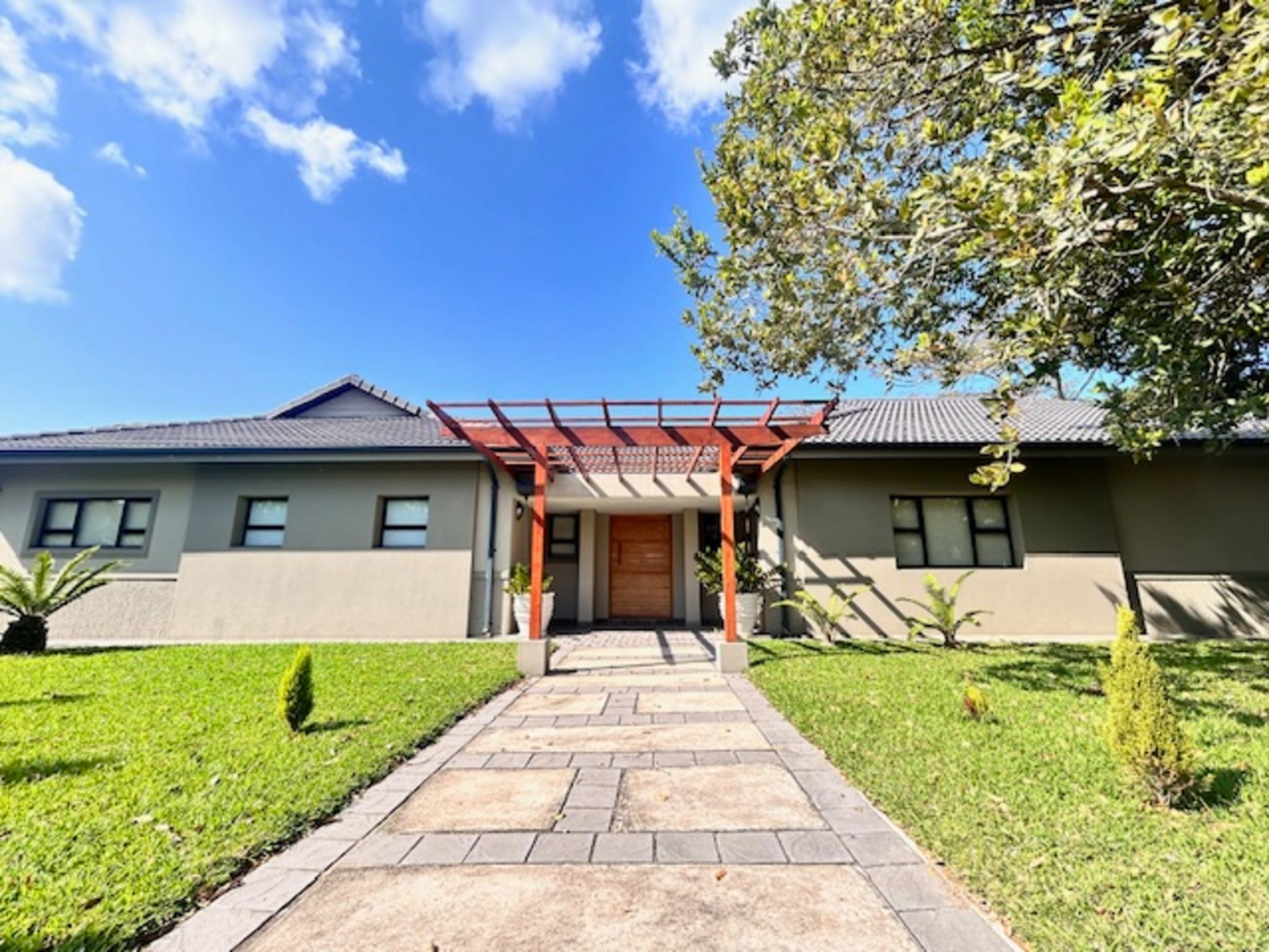 House to rent in Meer en See - 1RY1710248