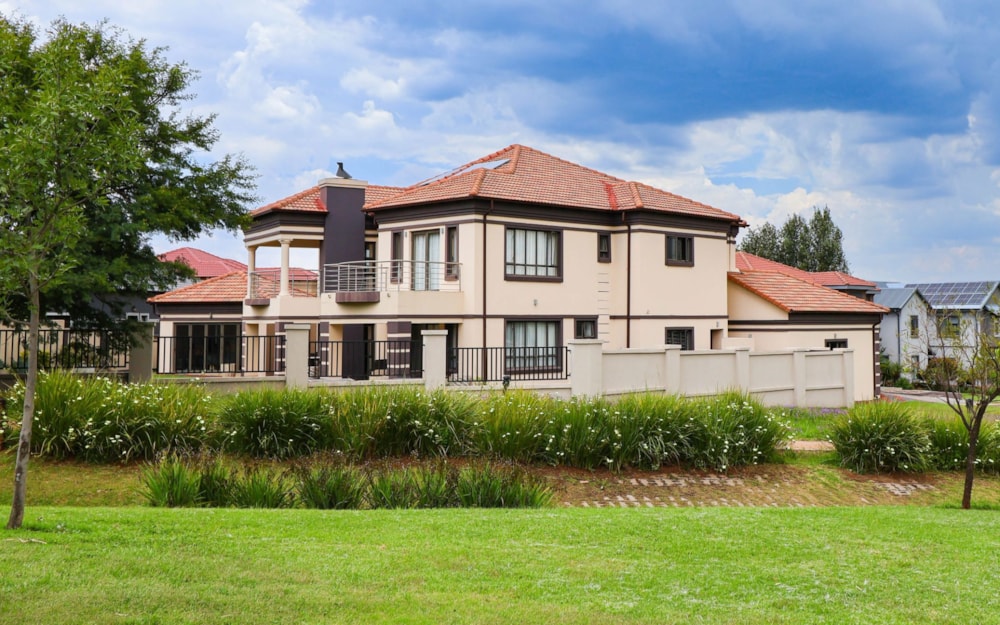 House for sale in Midstream Estate - CN1724917 House for sale in Midstream Estate - CN1724917