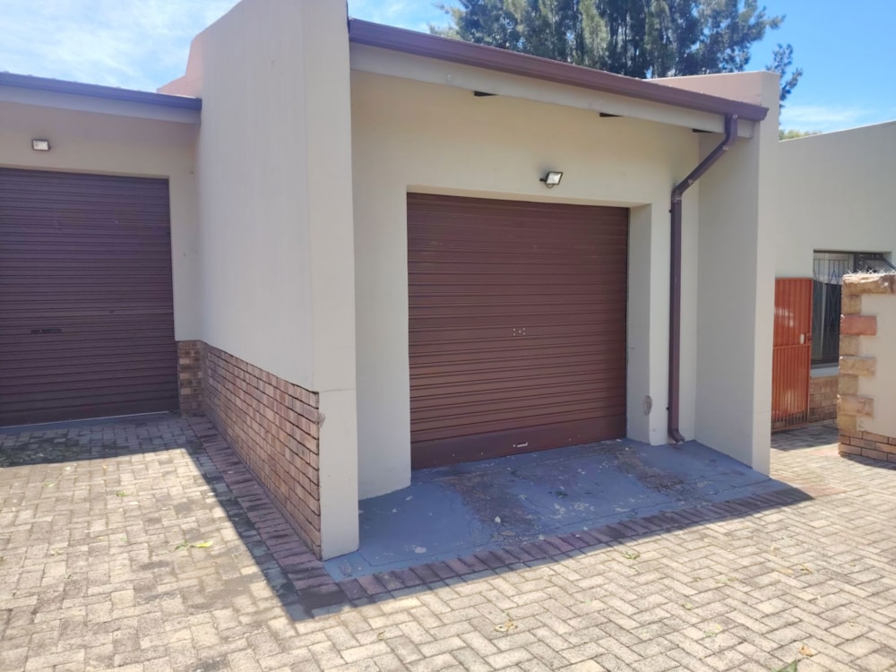 House for sale in Gholfsig - 1MD1723867 House for sale in Gholfsig - 1MD1723867