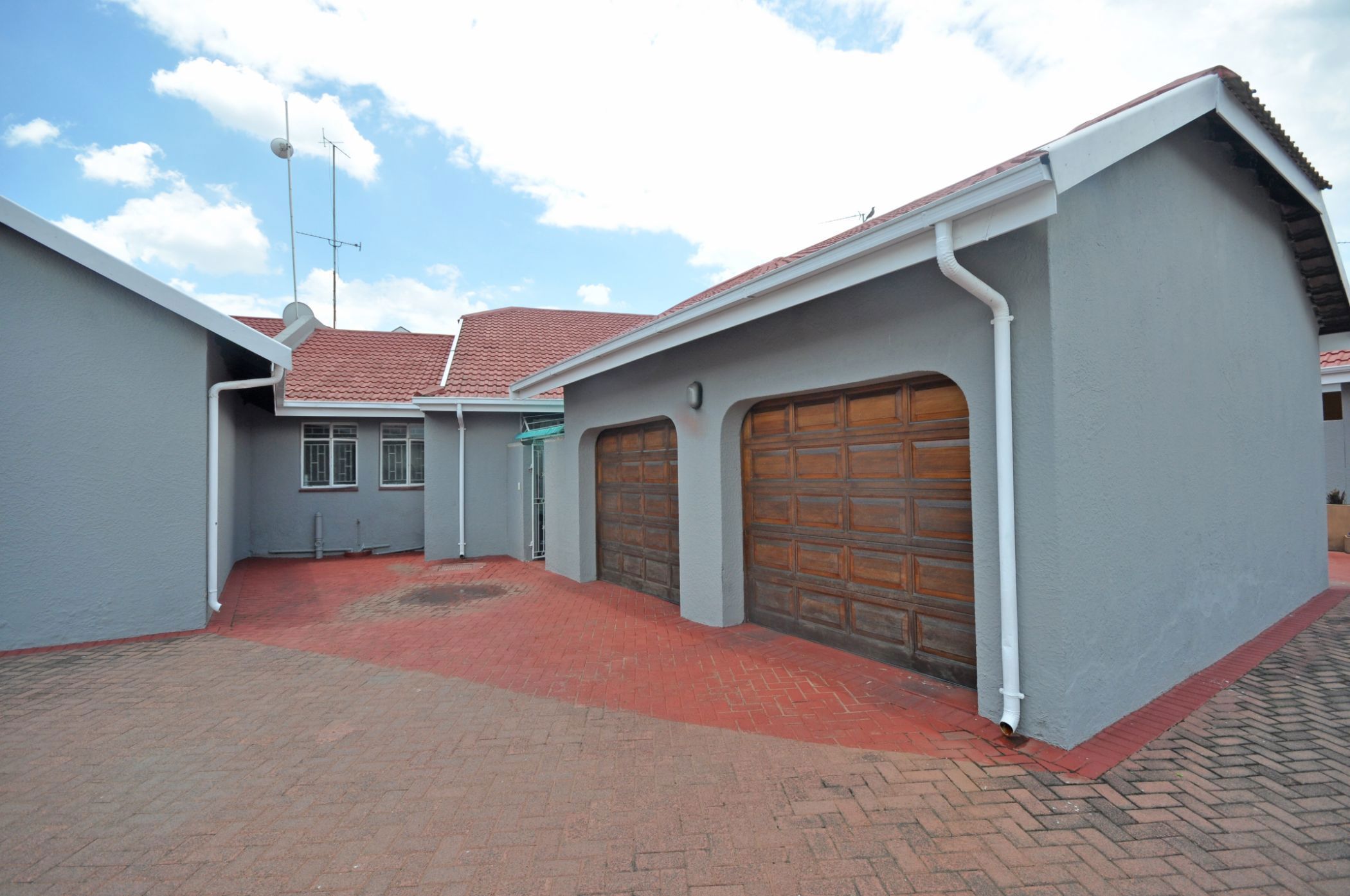 Townhouse to rent in Three Rivers Proper - 1VT1714936