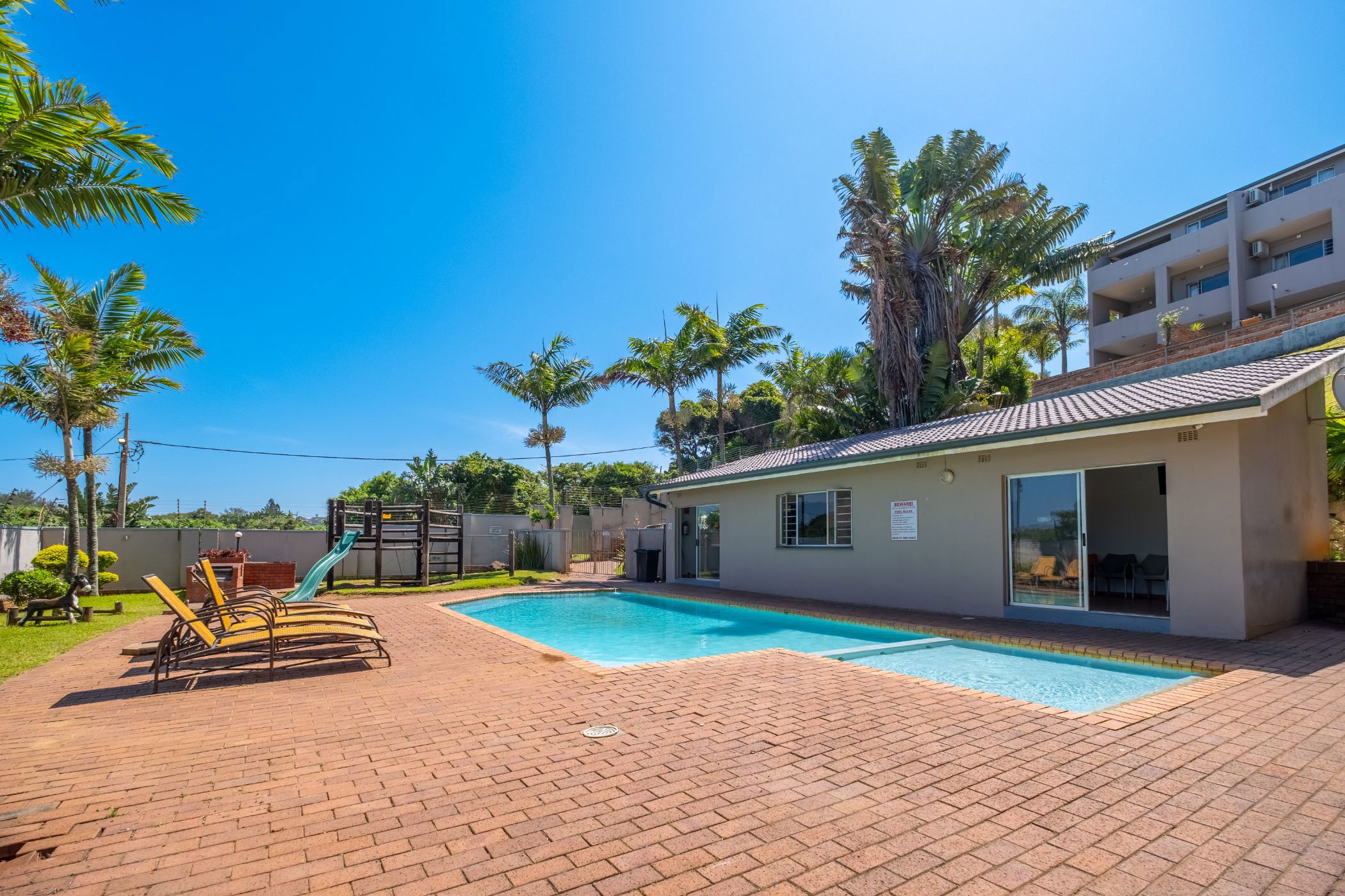 Apartment for sale in Winklespruit - 1WB1741107