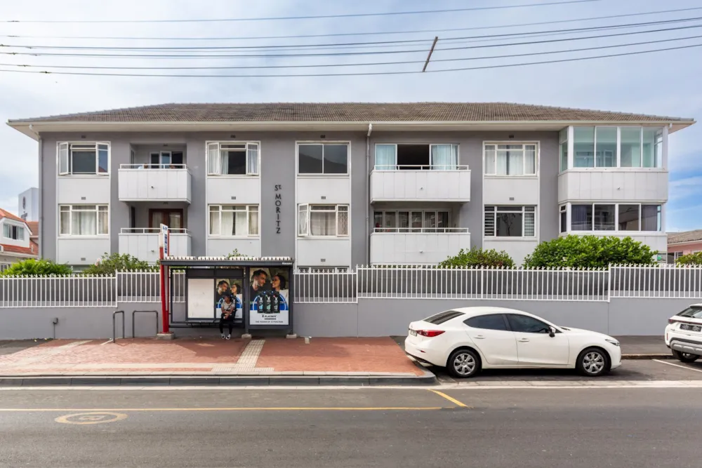 Apartment sold in Bantry Bay - AS1723517 Apartment sold in Bantry Bay - AS1723517