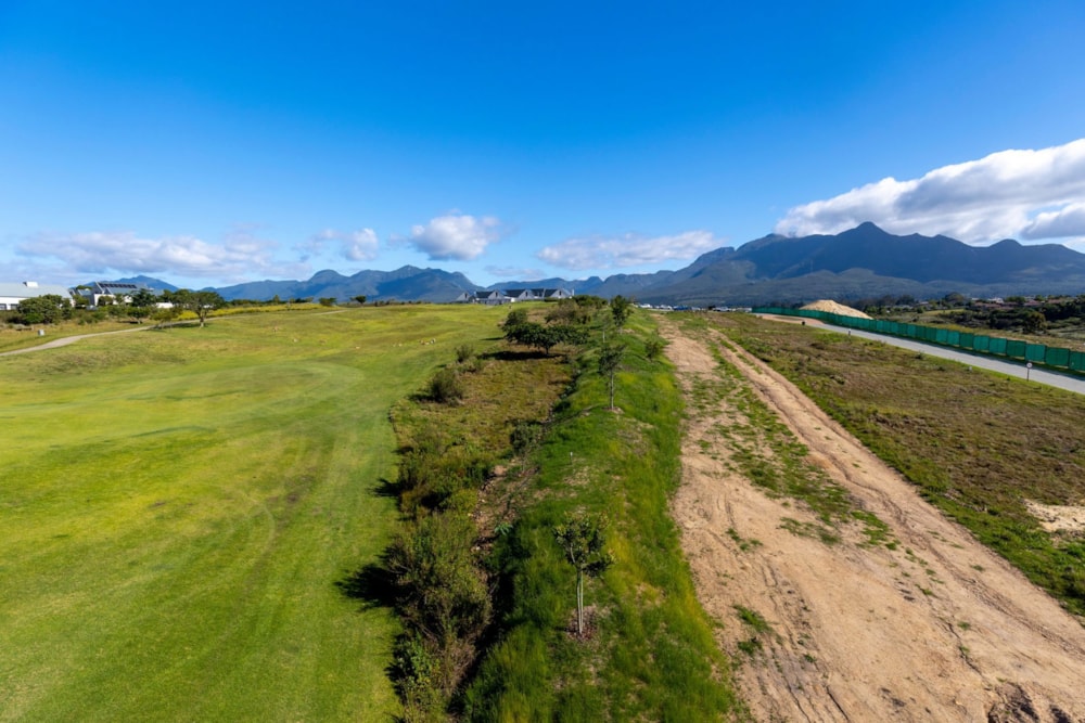 Residential vacant land for sale in Kingswood Golf Estate - GEO1718811