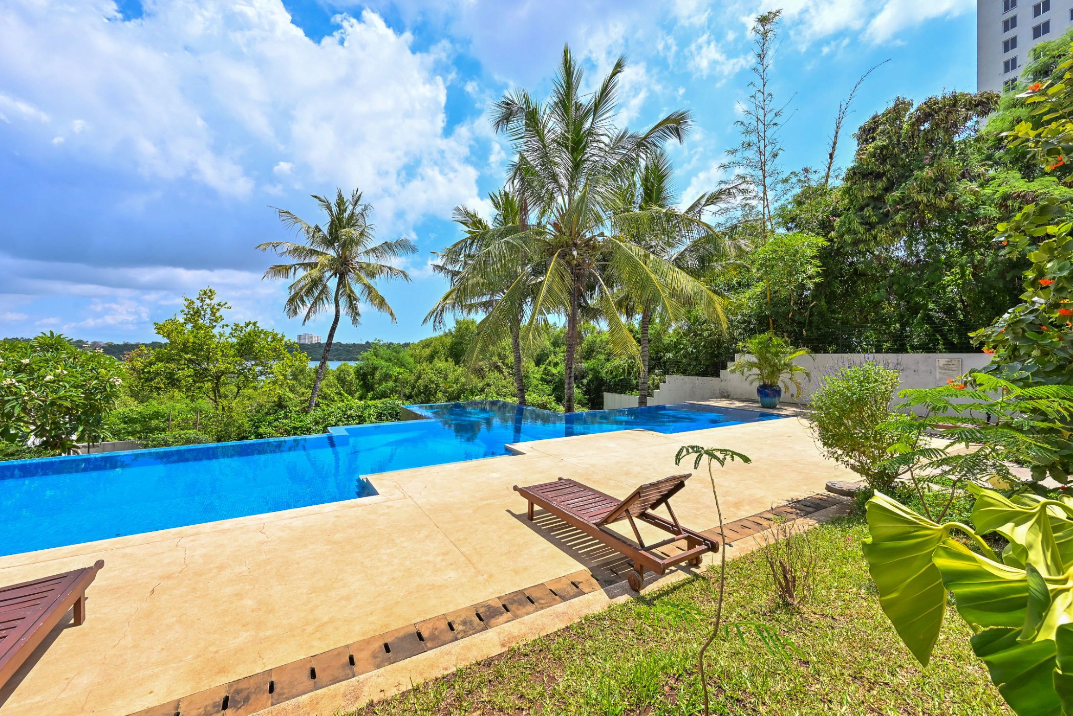 Apartment to rent in Tudor, Kenya - 3KE1720174