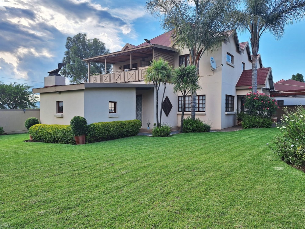 House for sale in Lydenburg (Mashishing) - 1LY1724596 House for sale in Lydenburg (Mashishing) - 1LY1724596