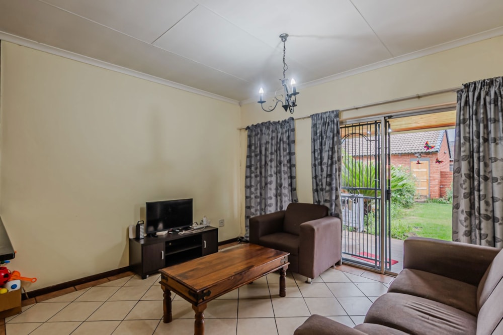 Townhouse for sale in Eco Park Estate - CN1722415 Townhouse for sale in Eco Park Estate - CN1722415