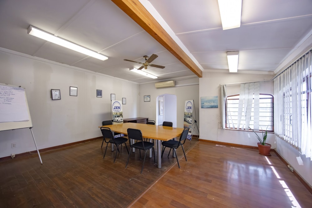 House for sale in Manors - 1WP1723390 House for sale in Manors - 1WP1723390