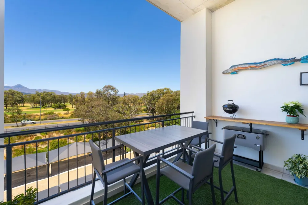 Apartment sold in Somerset West - SW1723639 Apartment sold in Somerset West - SW1723639