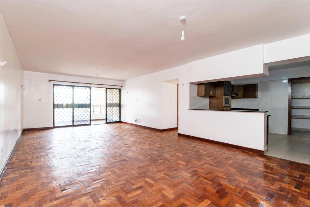 Penthouse apartment for sale in Kilimani, Kenya - 3KE1722093