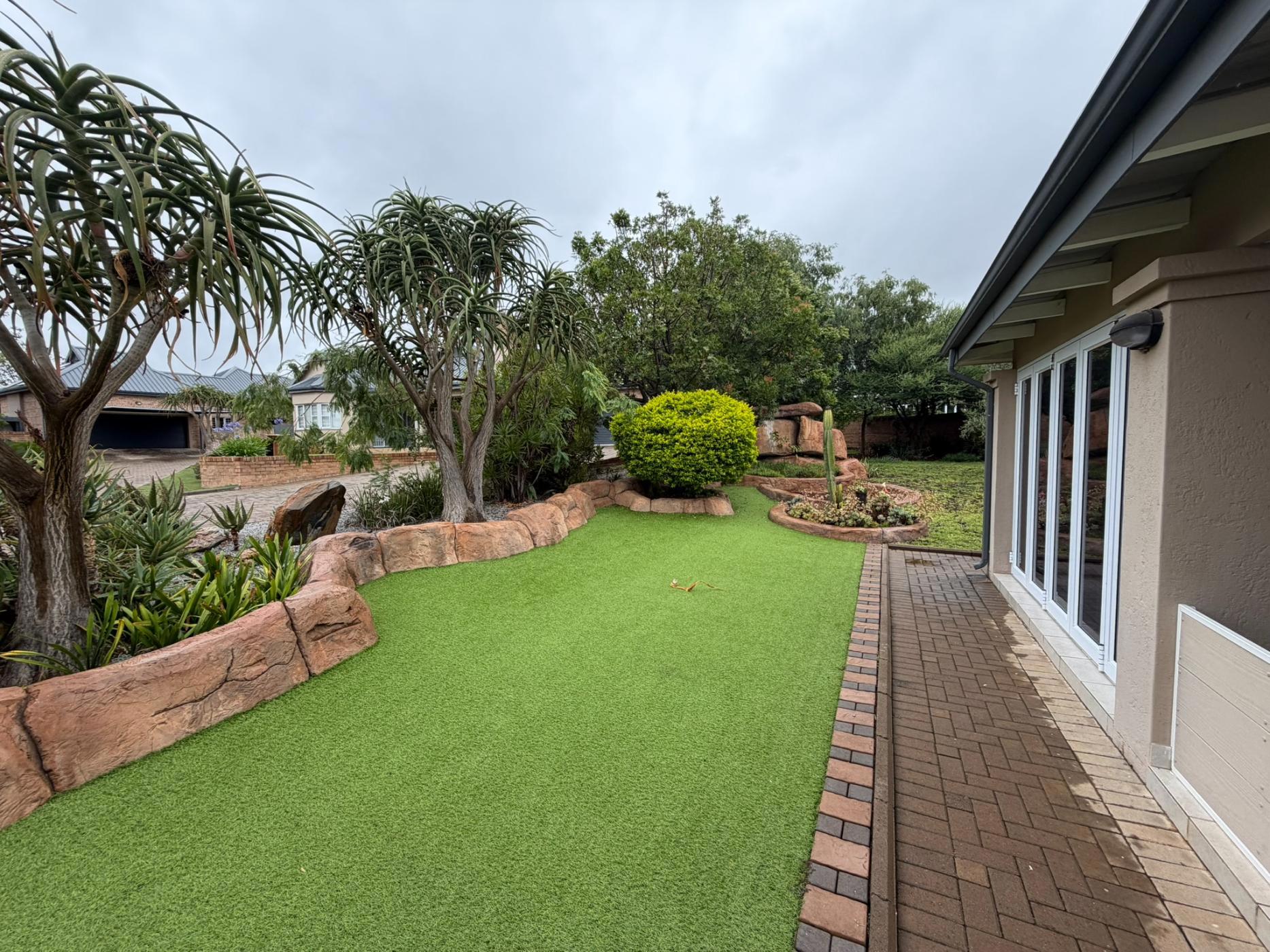 Townhouse to rent in Bendor - 1PS1722224