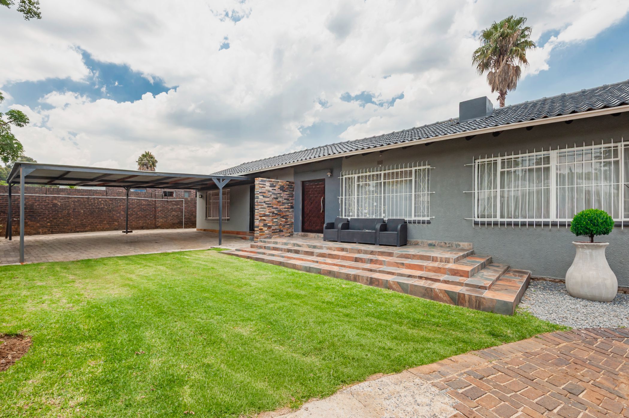 House for sale in Raceview - 1GV1724321