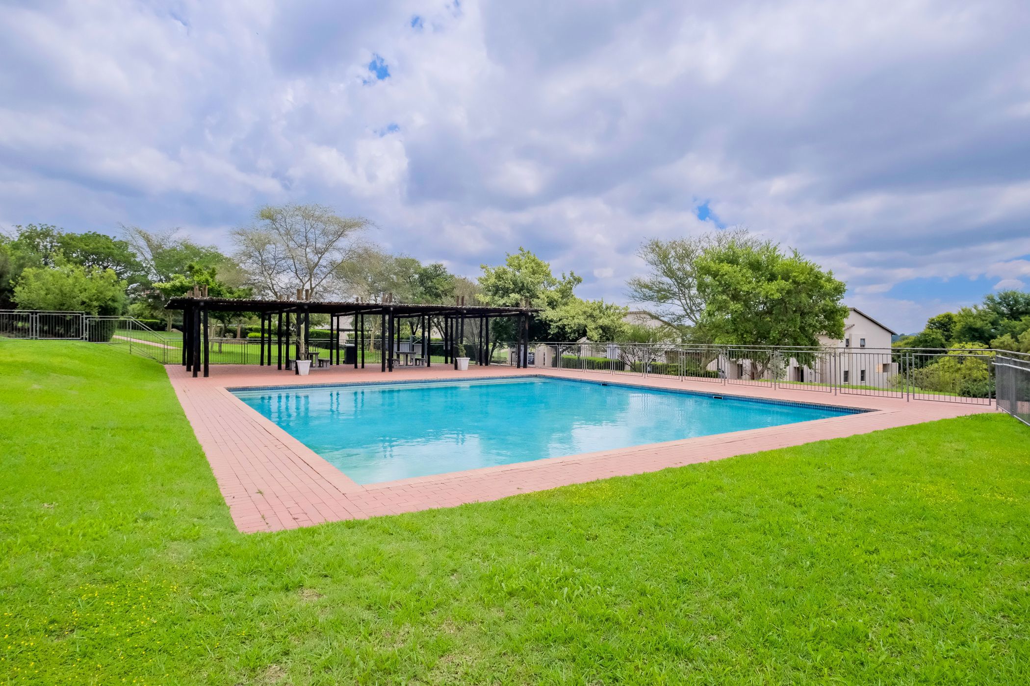 Apartment for sale in Jackal Creek Golf Estate - RAN1736240