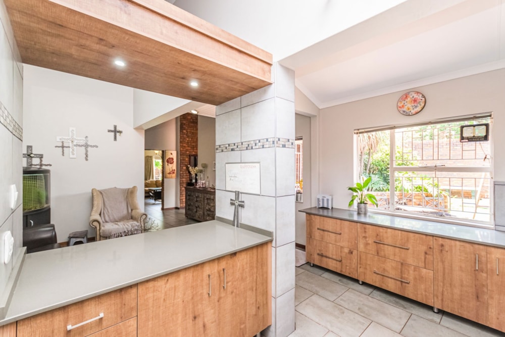 House for sale in Greenhills - 1KR1724246 House for sale in Greenhills - 1KR1724246